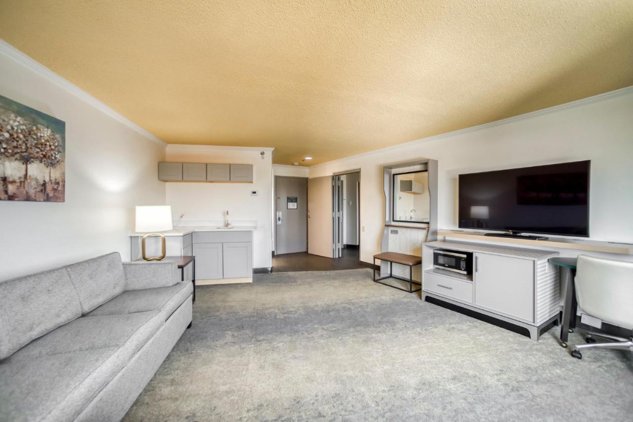Holiday Inn Mobile Downtown Historic District By Ihg Экстерьер фото