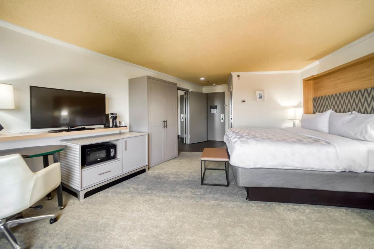 Holiday Inn Mobile Downtown Historic District By Ihg Экстерьер фото