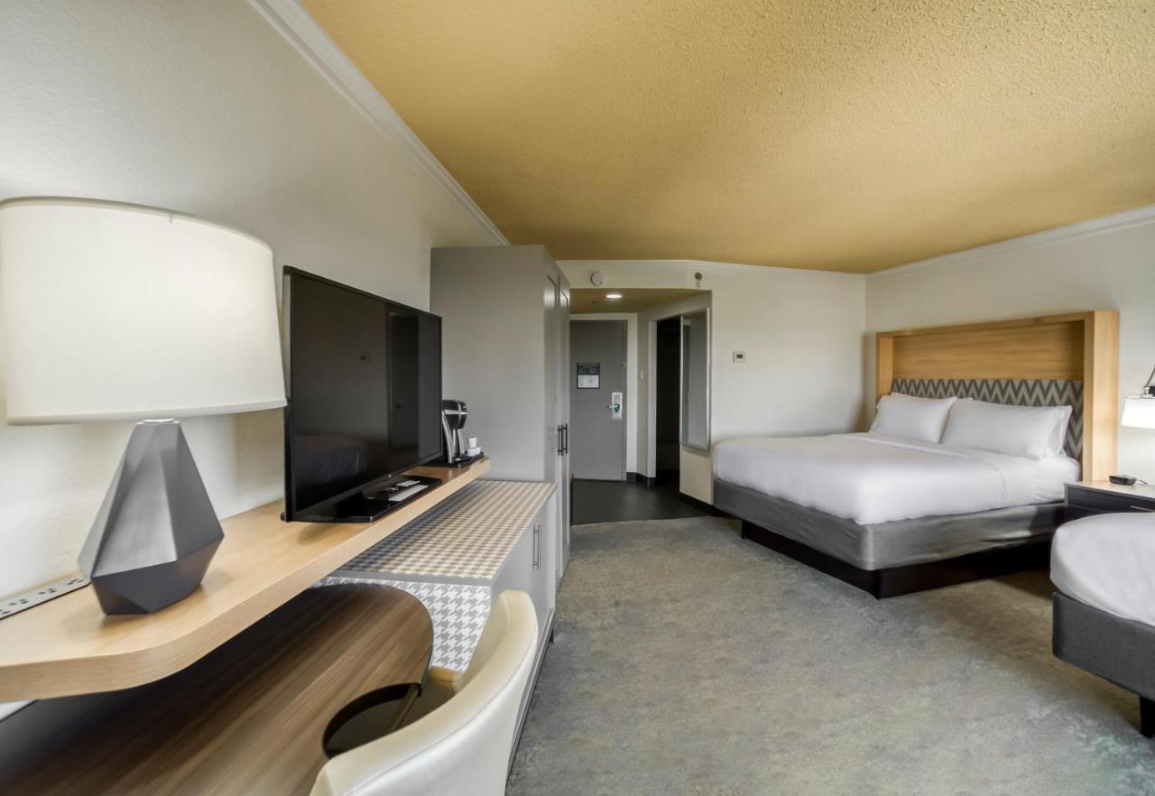 Holiday Inn Mobile Downtown Historic District By Ihg Экстерьер фото