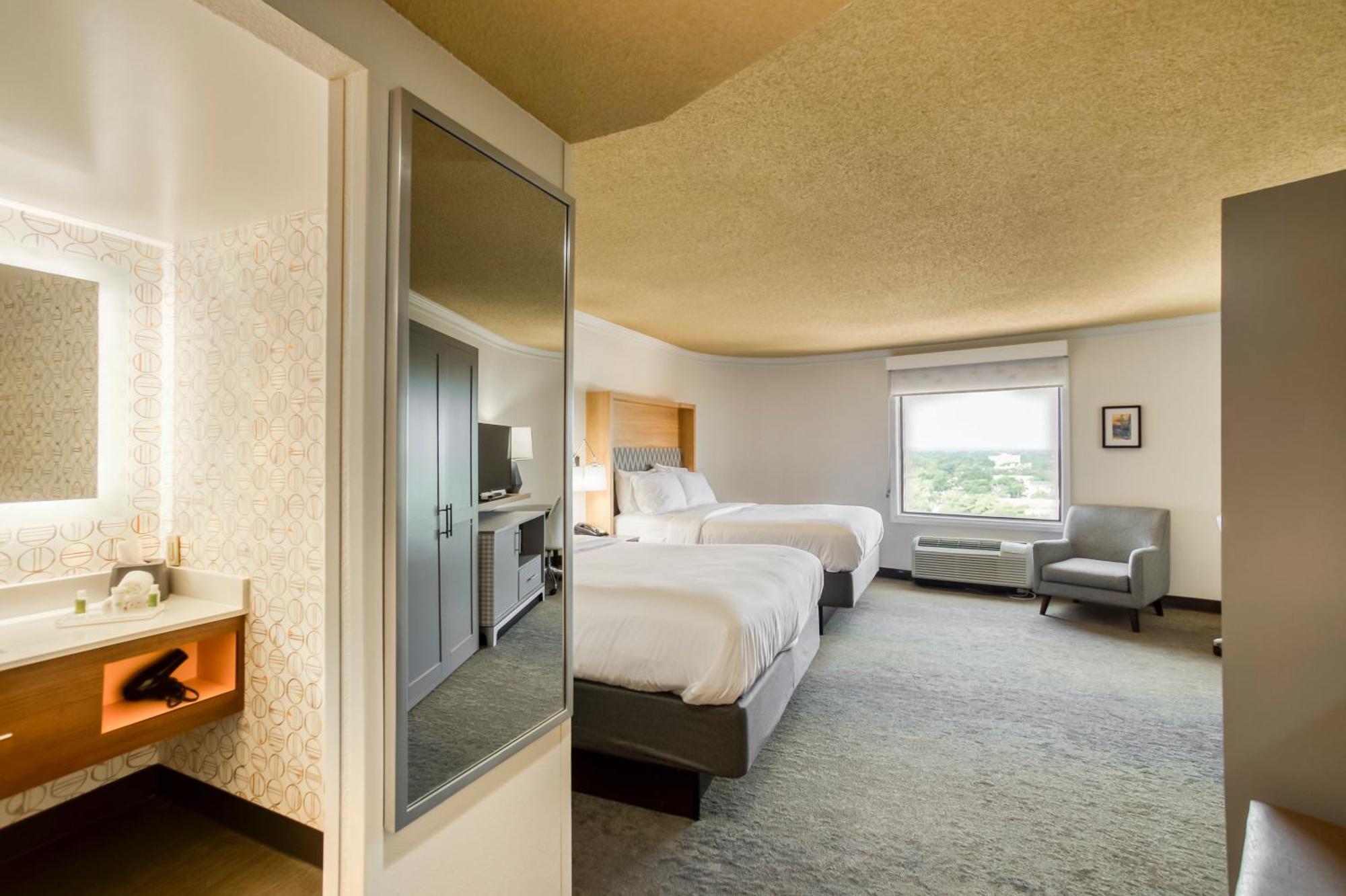 Holiday Inn Mobile Downtown Historic District By Ihg Экстерьер фото